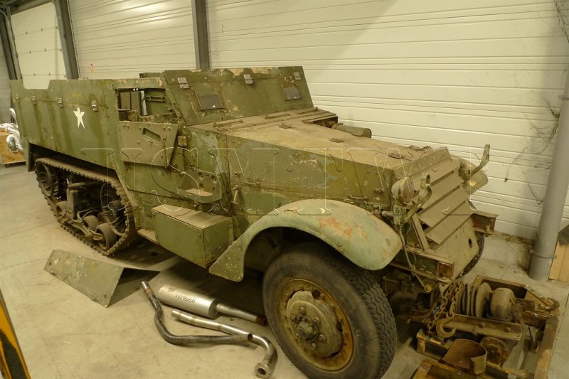 HALF TRACK M16